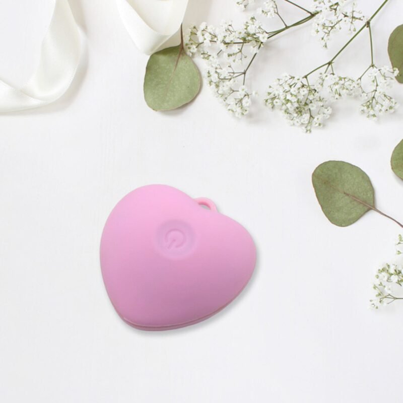 Heart-Shaped Face Wash Brush | Exfoliating Scrubber for Women - Image 2